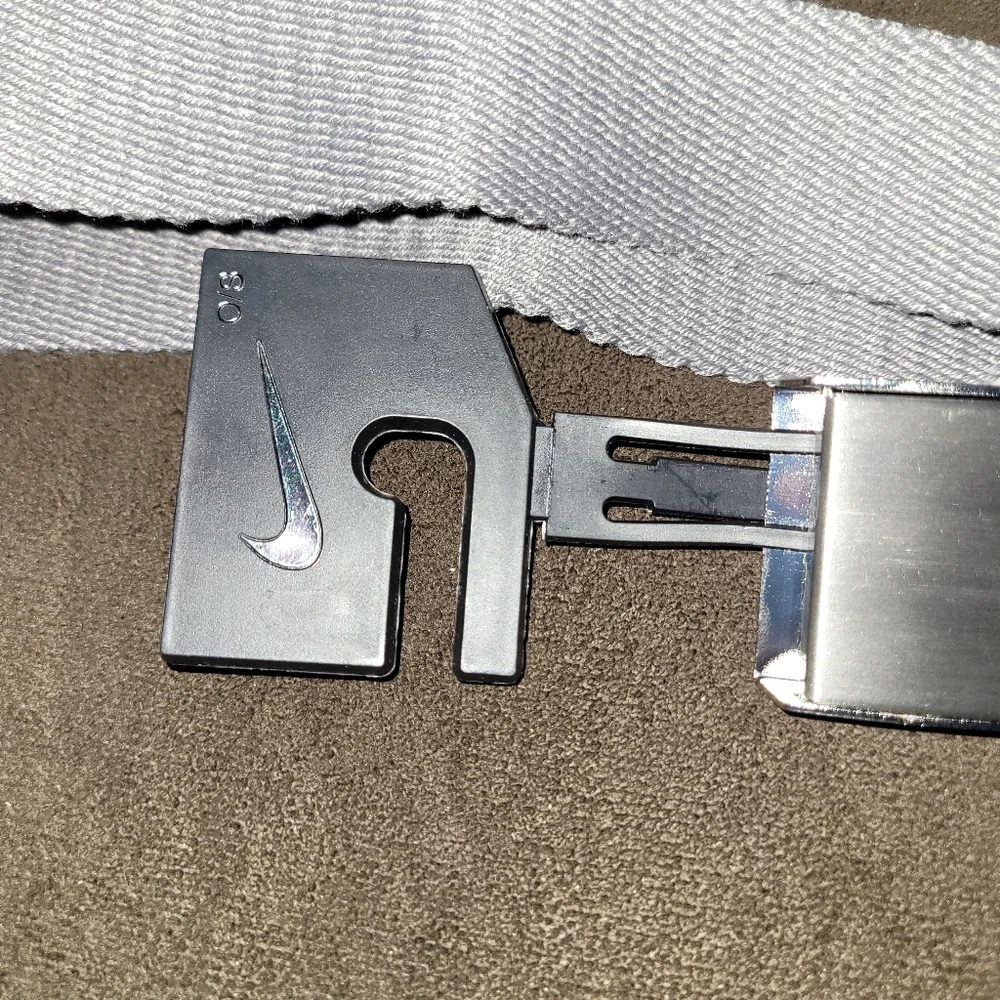 New Nike Tech Essentials Golf Web Belt~Adjustable~One Size
